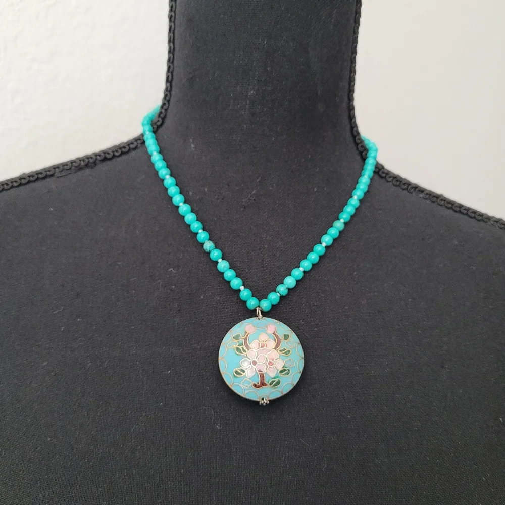 Lucky Brand lovely necklace